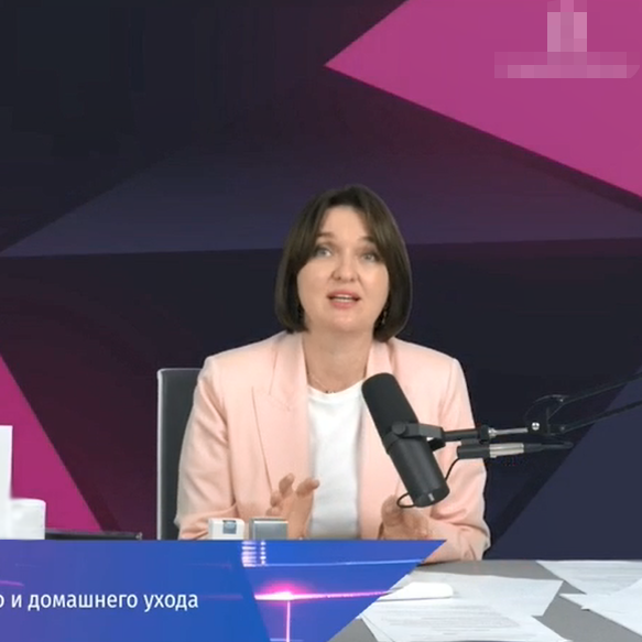 Experți ruși - Linie cosmeceutică ZQ -II Aplicație combinată cu echipamente fotoelectrice