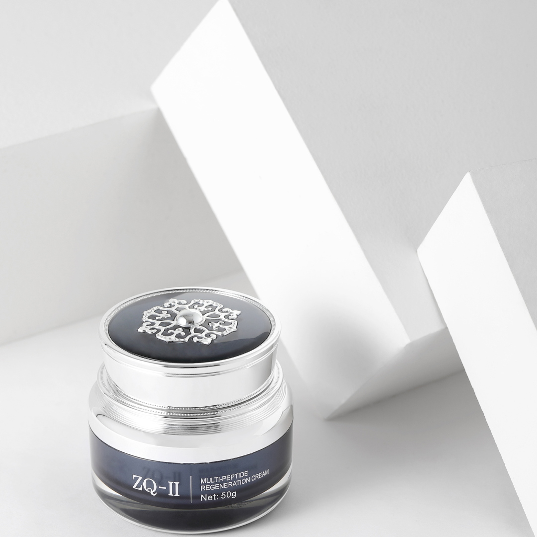 De ce peptidele sunt o necesitate în tenul tău-și cum crema de regenerare multi-peptide vă poate transforma pielea