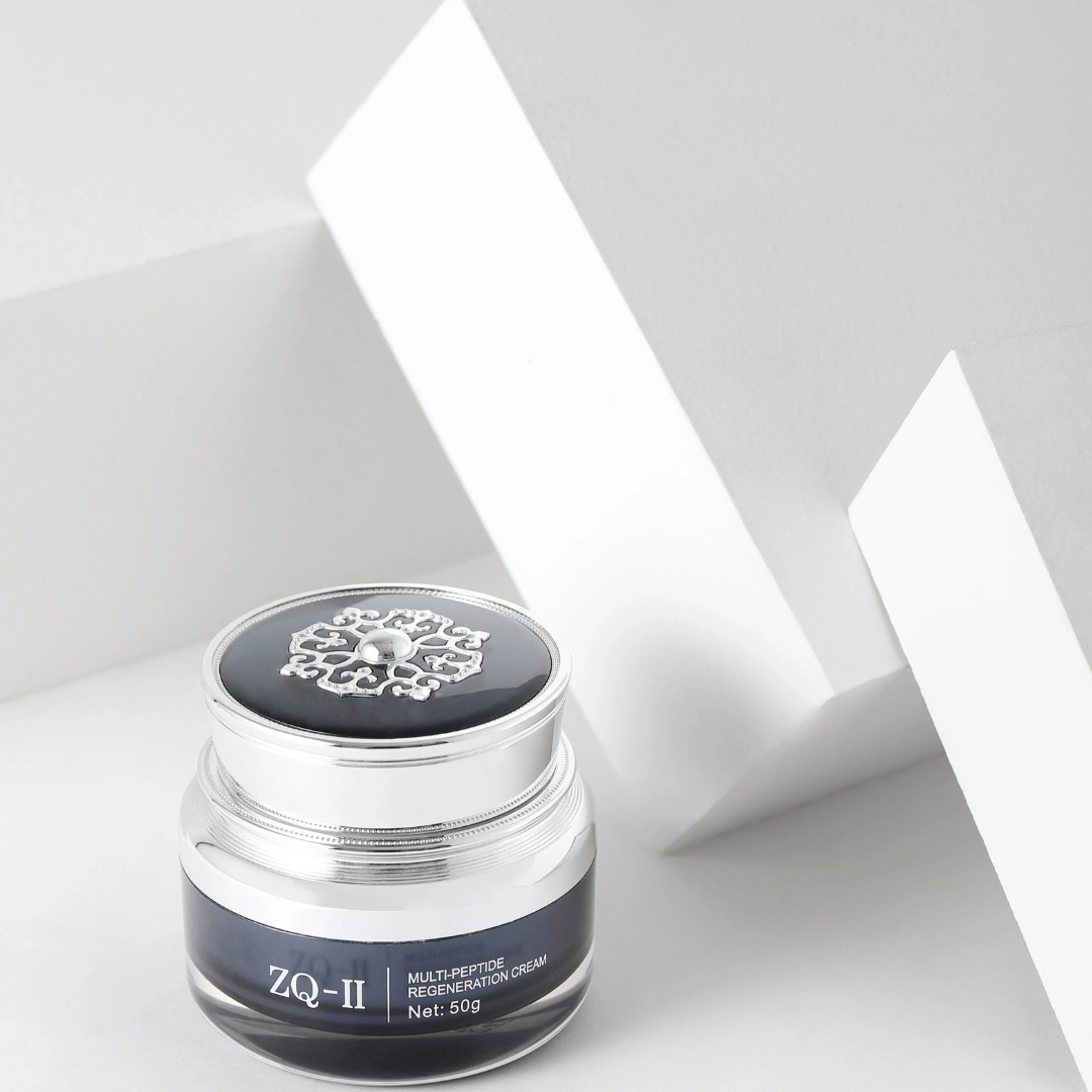 De ce peptidele sunt o necesitate în tenul tău-și cum crema de regenerare multi-peptide vă poate transforma pielea